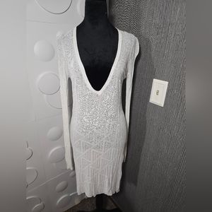 White light maxi sweater